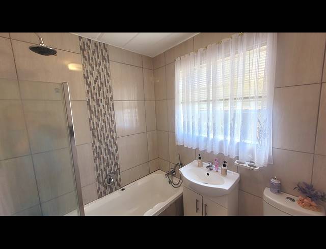 2 BEDROOM APARTMENT RENTED IN VERWOERDPARK